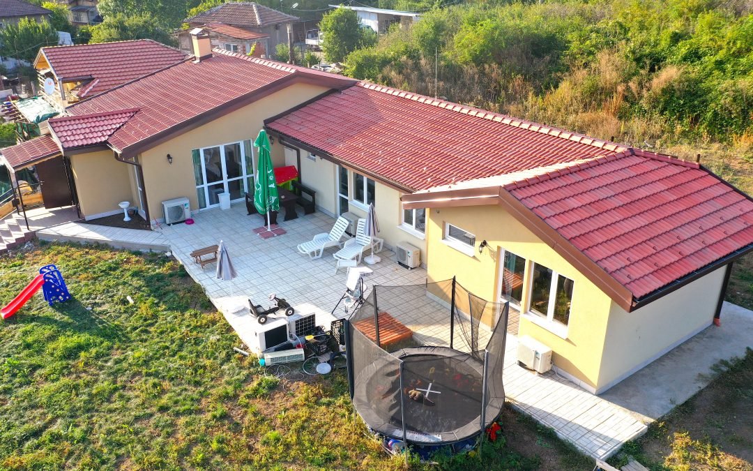 Къща Перник 180кв.м.